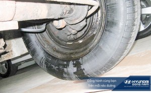 Bắt bệnh kịp thời qua rò rỉ chất lỏng xe ô tô tải
