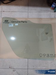Kính cánh cửa phải HD 3,5T - 815215H510