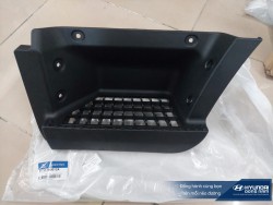 Ốp bậc lên xuống Hyundai Mighty EX8 GT - 877205P000CA