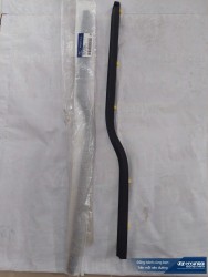 Nẹp kính ngoài cửa trái HD3,5T - 821705H004