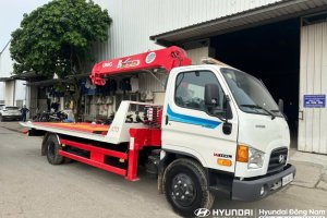 Xe Cứu Hộ Hyundai W11XL Gắn Cẩu Unic 375 Có Càng Kéo