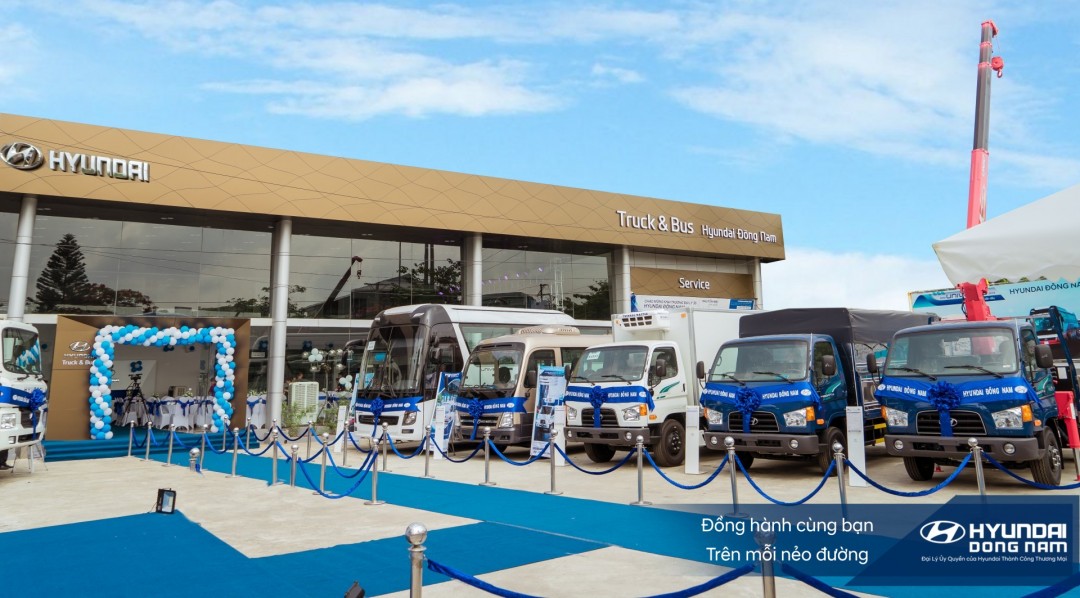 Hình ảnh Showroom Hyundai Đông Nam 