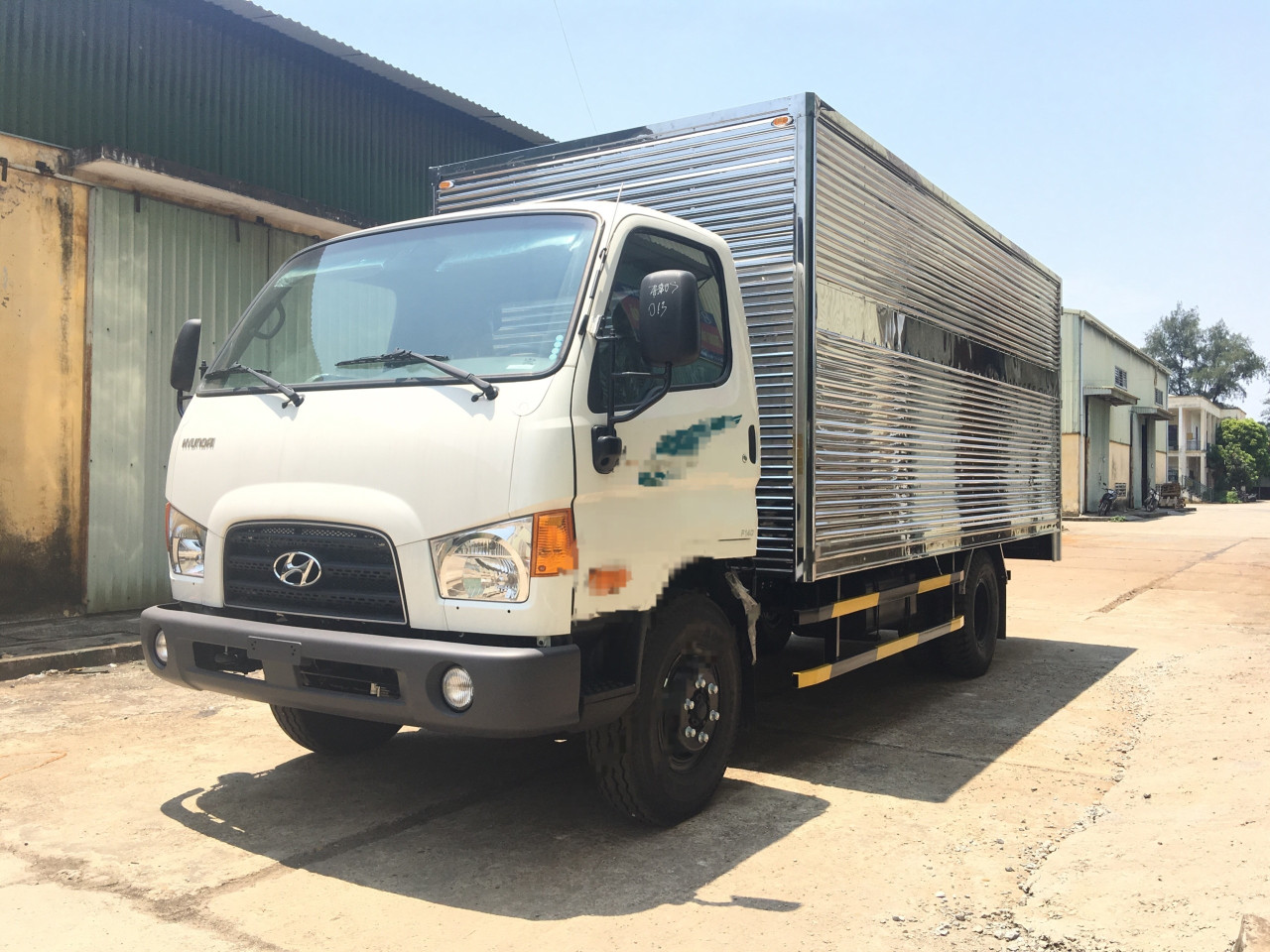 Hyundai 110S