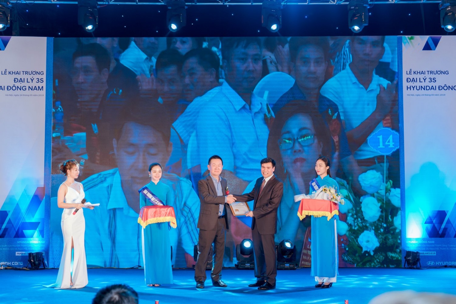 Khai truong Hyundai Dong Nam 3S (22)