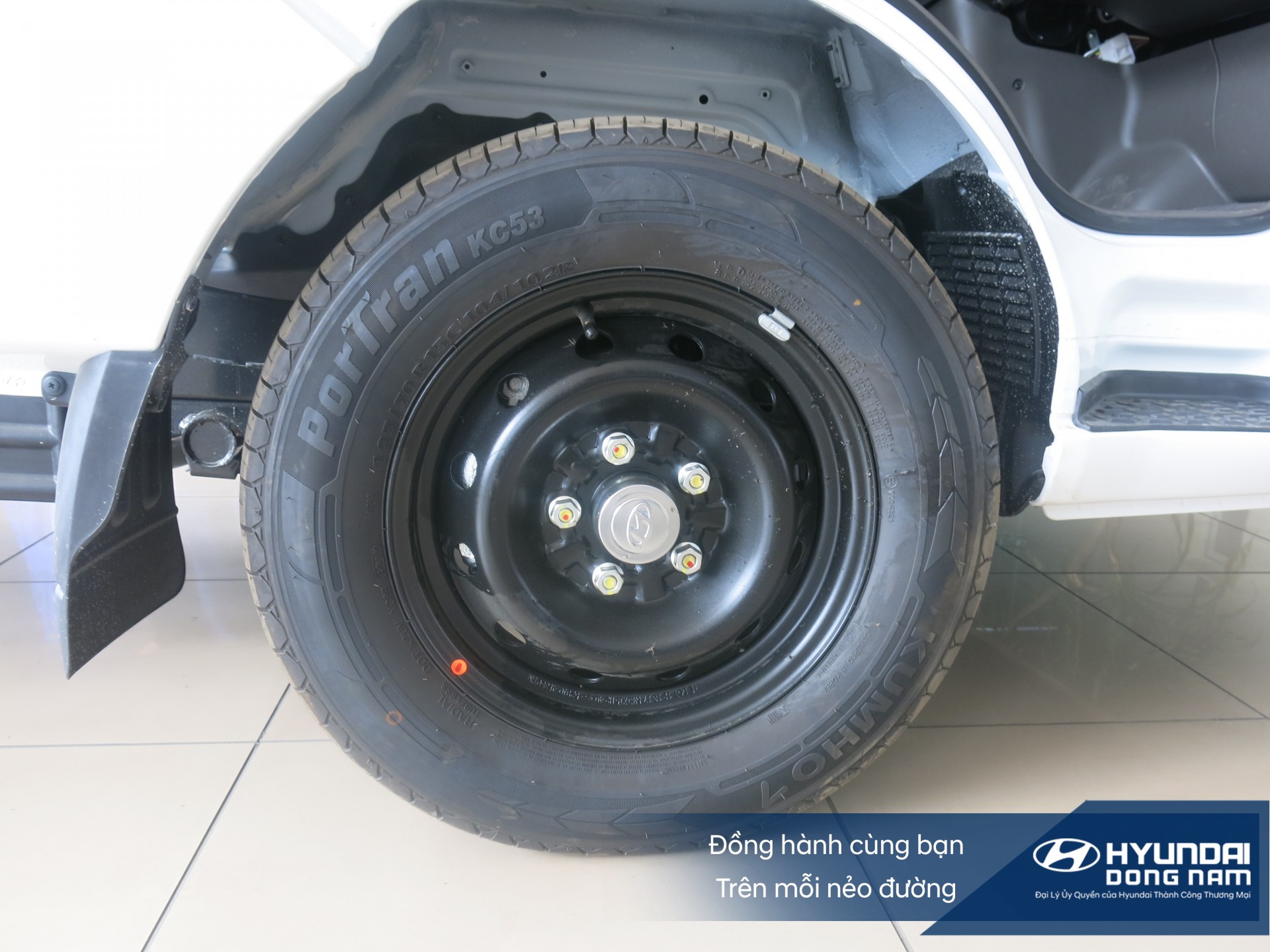 Lốp xe tải Hyundai Porter 150