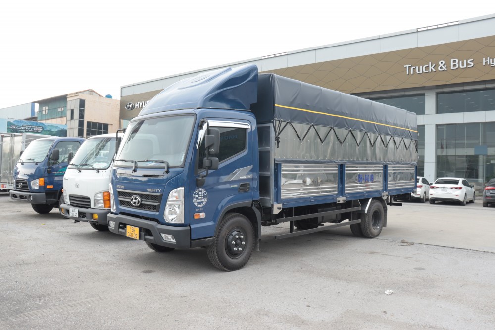 Hyundai EX8 7 tấn