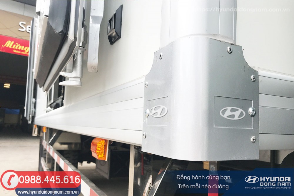 Bo góc thùng xe Hyundai 110SL dong lanh