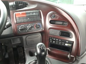 táp lô xe tải hyundai 4 chân hd320 19 tấn