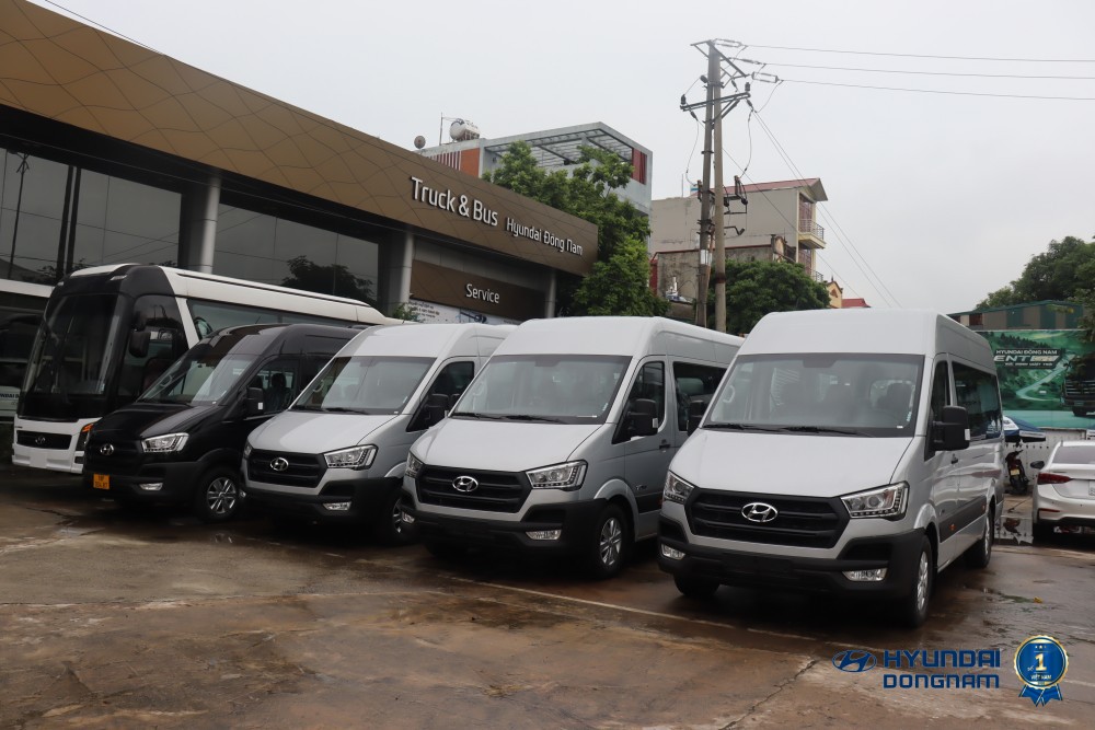 Hyundai Solati 16 chỗ