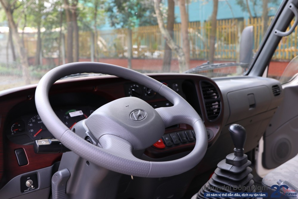 Nội thất xe Hyundai W11S