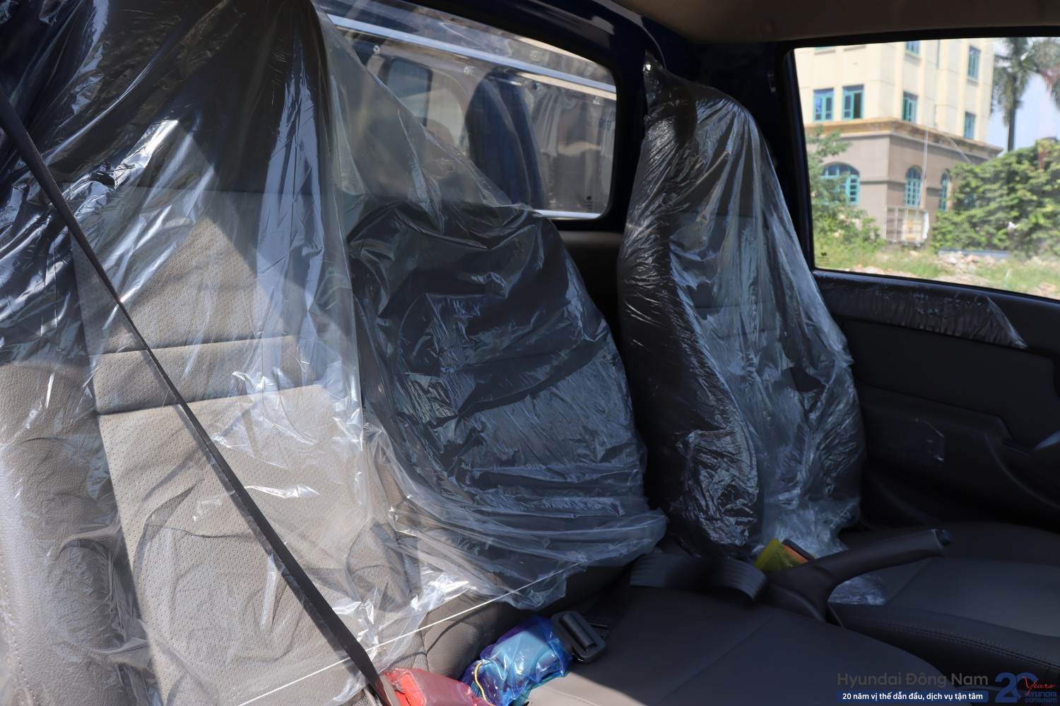 Hyundai Porter H150 thùng kín