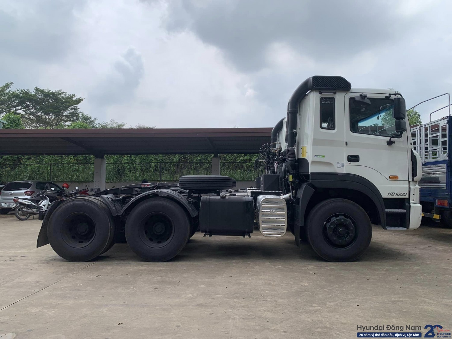 Đầu kéo Hyundai HD1000 Euro5