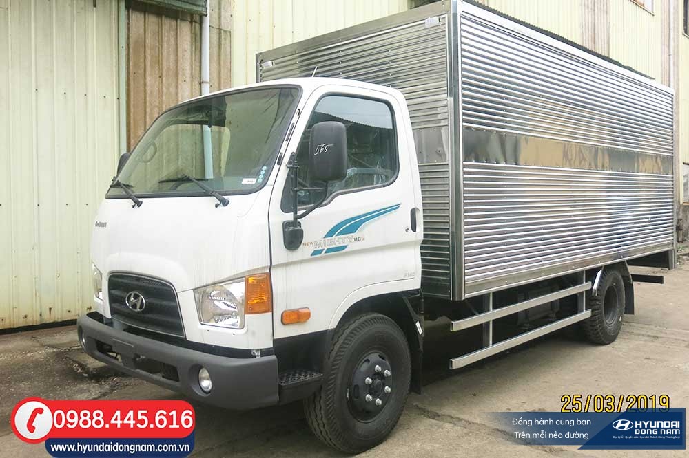 Xe tải hyundai 110s 7 tấn thung kin 3x2