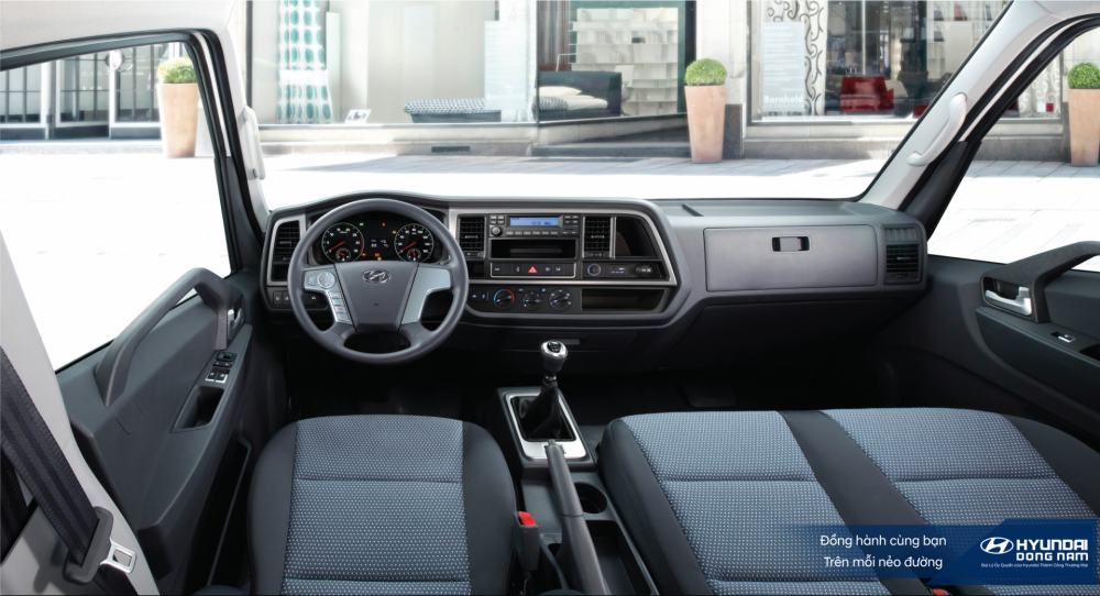 Nội thất xe Hyundai EX 8 tải trọng 7 tấn