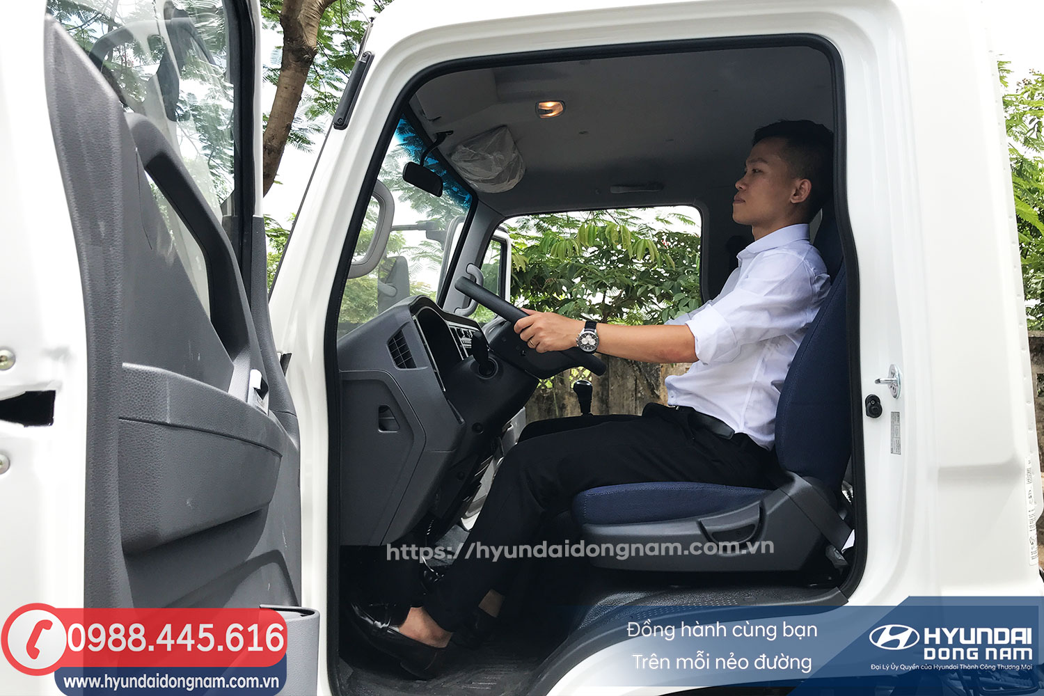 Cabin rộng rãi trên xe Hyundai EX8 GT