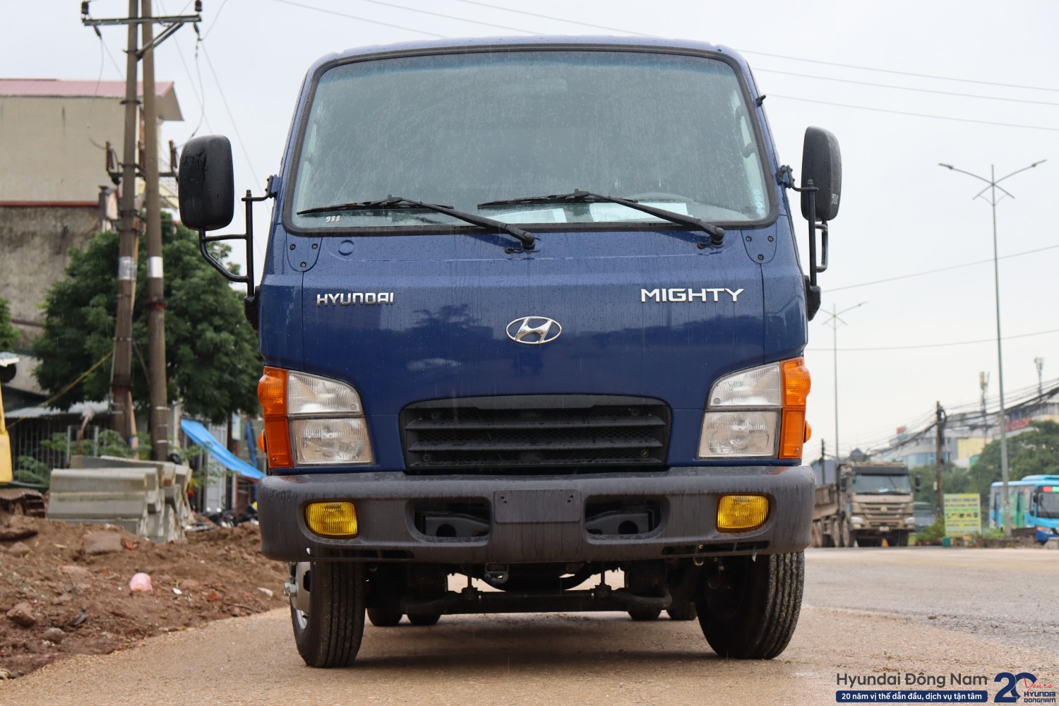 Hyundai N250 ben tự đổ