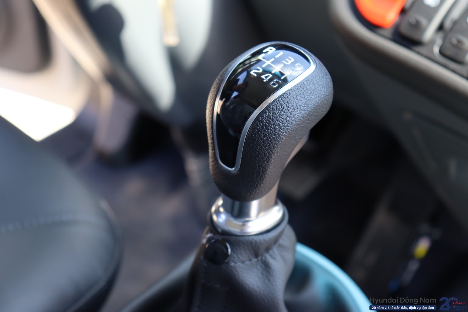 Hyundai N250 thùng mui bạt