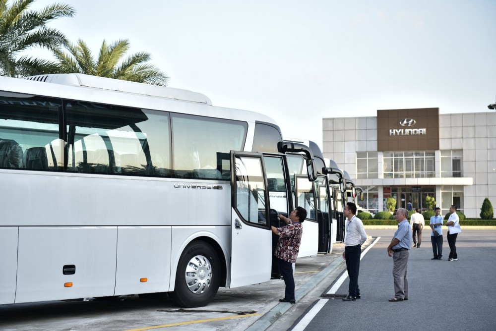 Hyundai New Universe 47 chỗ