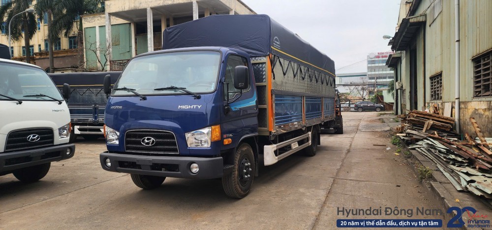 Hyundai W11XL đóng thùng inox 3 khoang