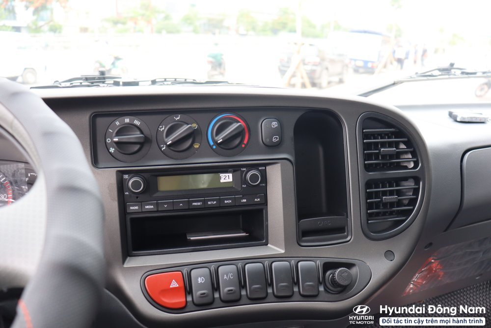 hệ thống giải trí trung tâm W11XL thùng lửng