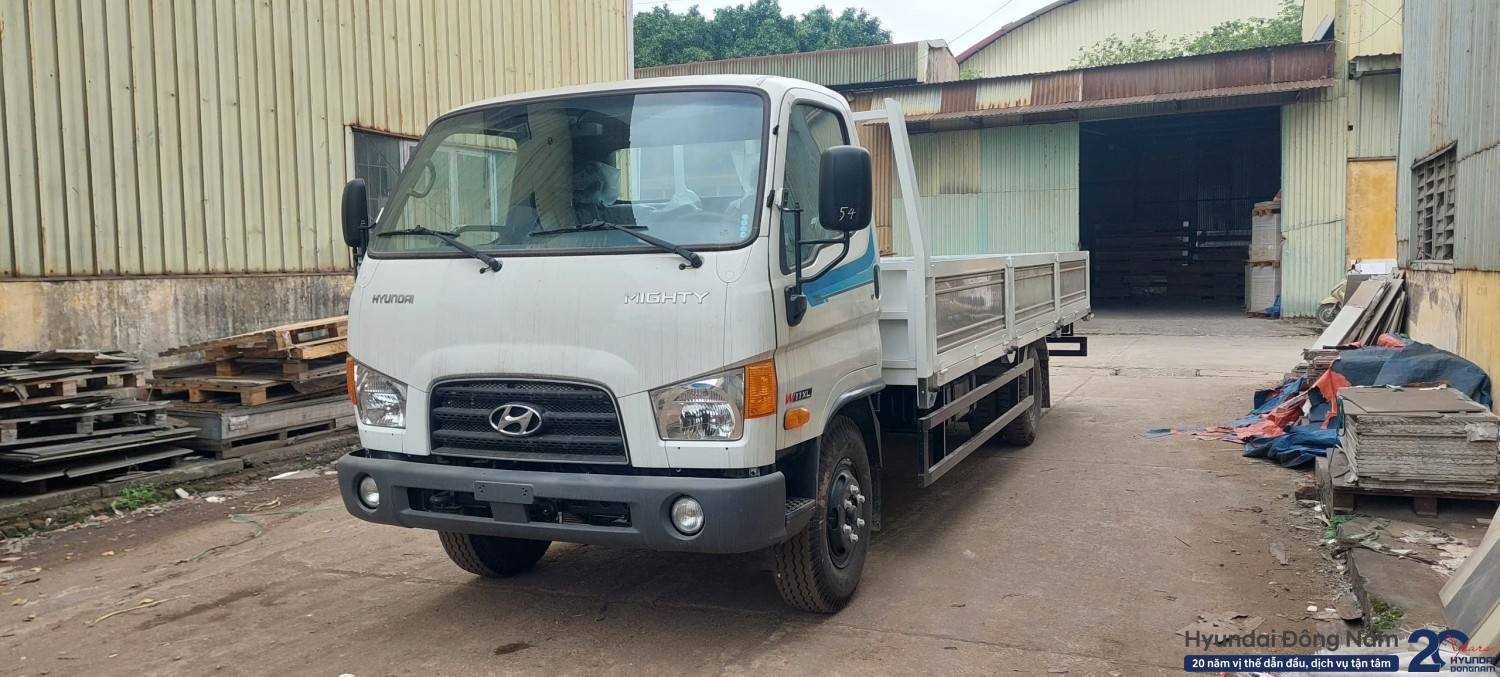 Hyundai W11XL thùng lửng
